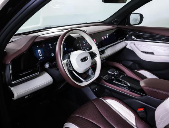 Geely Monjaro I с пробегом 2023 года, цена 3 178 000 рублей, 26000 км, внедорожник, Автокод Объявления