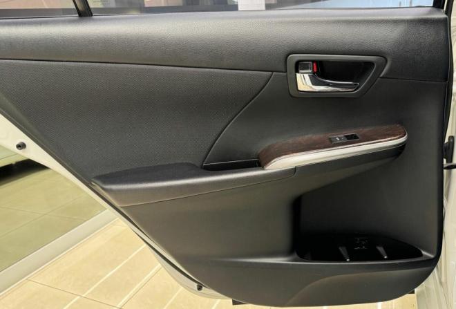 Toyota Camry VII (XV50) Рестайлинг с пробегом 2017 года, цена 2 150 000 рублей, 205000 км, седан, Автокод Объявления