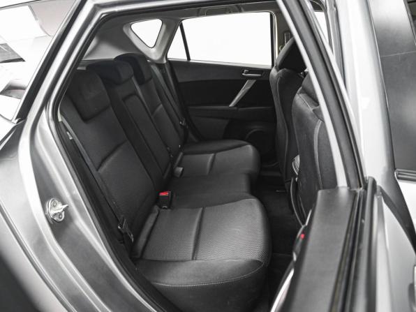 Mazda 3 II (BL) Рестайлинг с пробегом 2012 года, цена 999 111 рублей, 136649 км, хэтчбек, Автокод Объявления