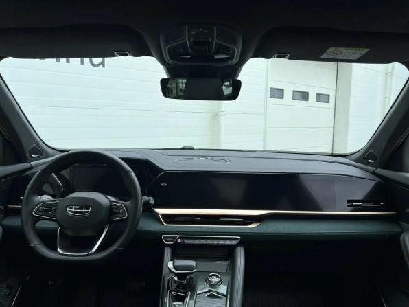 Geely Monjaro I с пробегом 2023 года, цена 3 295 000 рублей, 44000 км, внедорожник, Автокод Объявления