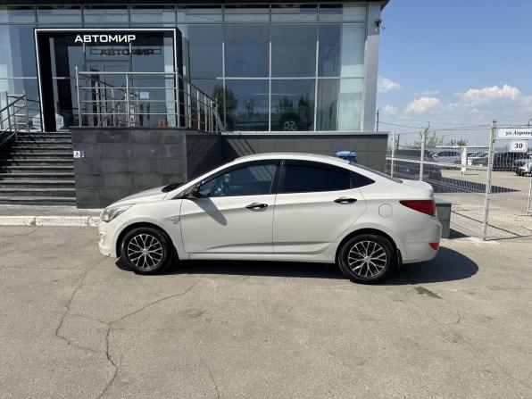 Hyundai Solaris I Рестайлинг с пробегом 2015 года, цена 1 050 000 рублей, 104002 км, седан, Автокод Объявления