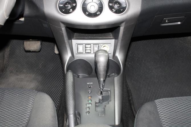 Toyota RAV4 III (XA30) с пробегом 2008 года, цена 1 300 000 рублей, 223836 км, внедорожник, Автокод Объявления