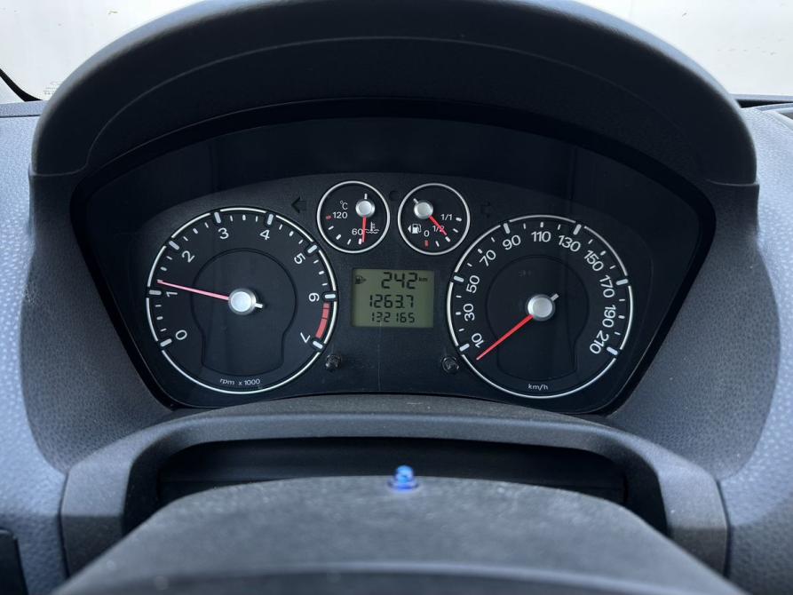 Ford Fiesta Mk5 Саратов  - изображение 9