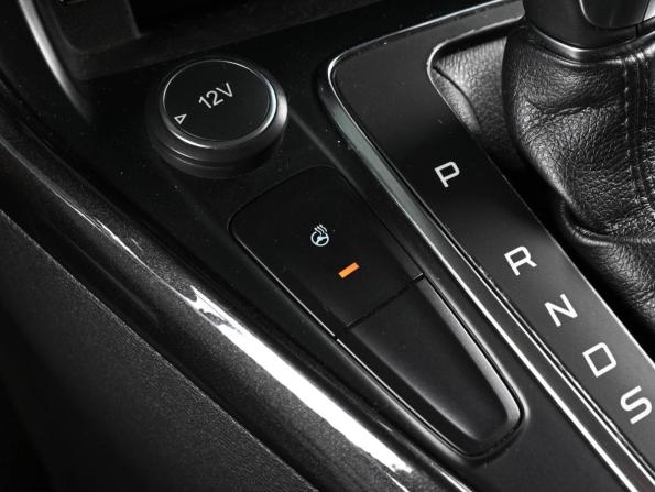 Ford Focus III Рестайлинг с пробегом 2018 года, цена 1 329 000 рублей, 148770 км, седан, Автокод Объявления