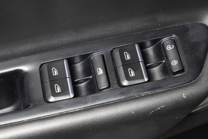 Geely Atlas I с пробегом 2021 года, цена 2 099 000 рублей, 60301 км, внедорожник, Автокод Объявления