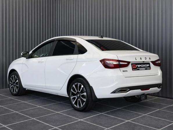 Lada (ВАЗ) Vesta I Рестайлинг (NG) с пробегом 2023 года, цена 1 197 000 рублей, 46422 км, седан, Автокод Объявления