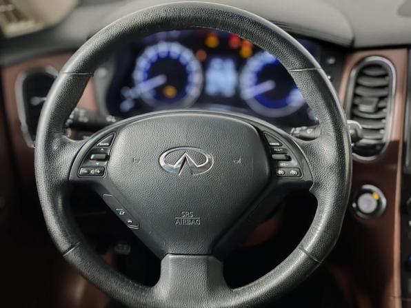 Infiniti QX50 I Рестайлинг с пробегом 2017 года, цена 2 099 000 рублей, 120350 км, внедорожник, Автокод Объявления