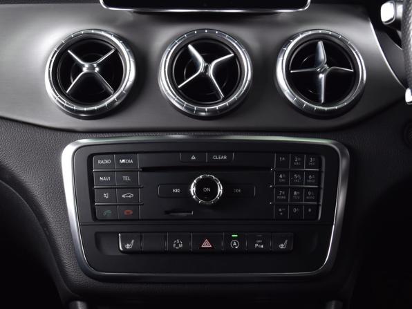 Mercedes-Benz CLA I (C117 X117) с пробегом 2015 года, цена 1 514 995 рублей, 55689 км, седан, Автокод Объявления