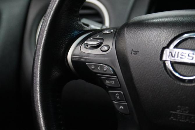 Nissan Pathfinder IV с пробегом 2015 года, цена 1 695 950 рублей, 227756 км, внедорожник, Автокод Объявления