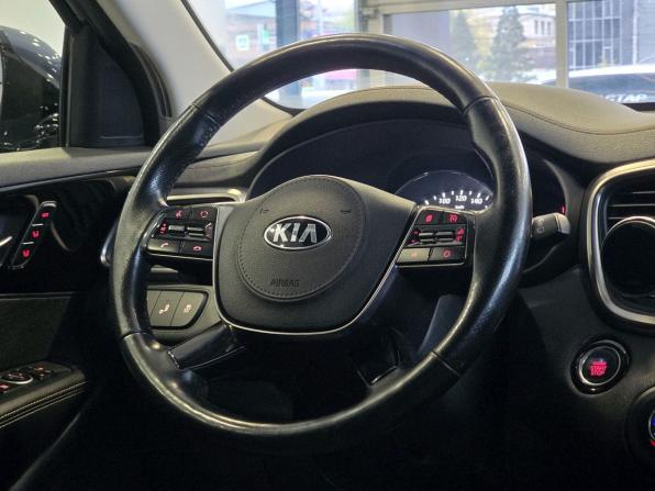 Kia Sorento III Prime Рестайлинг с пробегом 2018 года, цена 3 300 000 рублей, 192263 км, внедорожник, Автокод Объявления