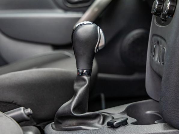 Renault Sandero II с пробегом 2017 года, цена 1 088 000 рублей, 70065 км, хэтчбек, Автокод Объявления