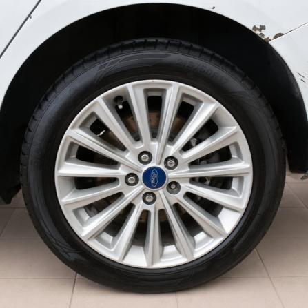 Ford Focus III Рестайлинг с пробегом 2018 года, цена 1 040 000 рублей, 205988 км, хэтчбек, Автокод Объявления