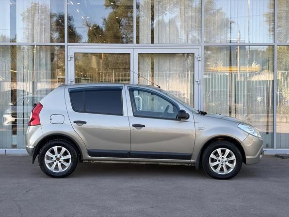 Renault Sandero I с пробегом 2010 года, цена 490 000 рублей, 201159 км, хэтчбек, Автокод Объявления