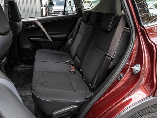Toyota RAV4 IV (XA40) Рестайлинг с пробегом 2017 года, цена 2 250 000 рублей, 132118 км, внедорожник, Автокод Объявления