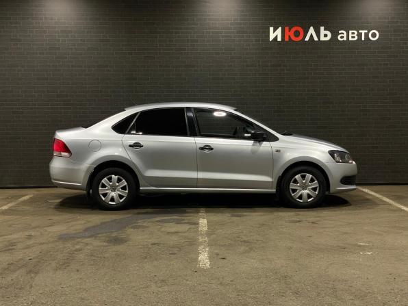 Volkswagen Polo V с пробегом 2011 года, цена 700 000 рублей, 125131 км, седан, Автокод Объявления