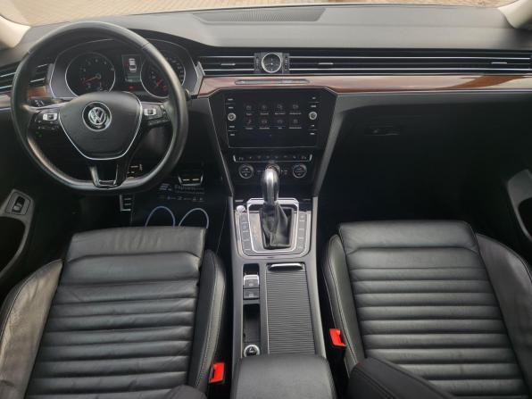 Volkswagen Passat B8 с пробегом 2019 года, цена 1 849 000 рублей, 227839 км, седан, Автокод Объявления