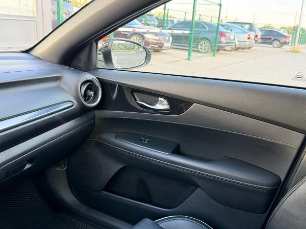 Kia Cerato IV с пробегом 2021 года, цена 2 100 000 рублей, 85487 км, седан, Автокод Объявления
