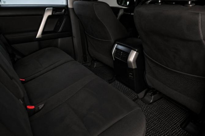 Toyota Land Cruiser Prado 150 Series с пробегом 2011 года, цена 2 629 000 рублей, 281000 км, внедорожник, Автокод Объявления