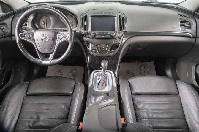 Opel Insignia I Рестайлинг с пробегом 2014 года, цена 1 179 000 рублей, 220000 км, седан, Автокод Объявления