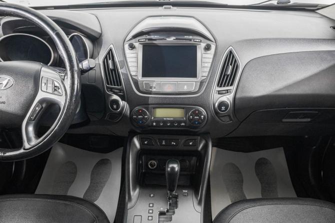 Hyundai ix35 I Рестайлинг с пробегом 2013 года, цена 1 599 000 рублей, 205000 км, внедорожник, Автокод Объявления