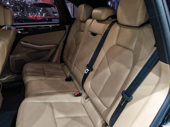 Porsche Macan I с пробегом 2016 года, цена 4 390 000 рублей, 108629 км, внедорожник, Автокод Объявления