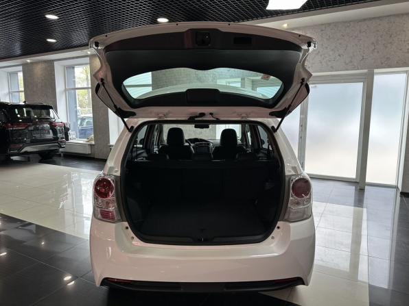 Toyota Verso I Рестайлинг с пробегом 2016 года, цена 1 399 000 рублей, 135105 км, компактвэн, Автокод Объявления