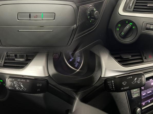 Skoda Rapid I Рестайлинг с пробегом 2019 года, цена 1 381 000 рублей, 96610 км, лифтбек, Автокод Объявления