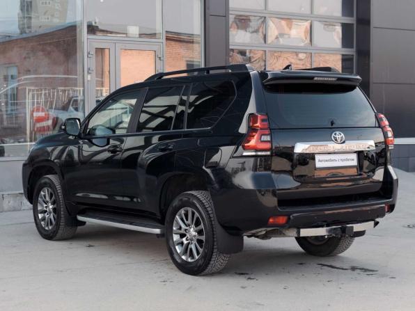 Toyota Land Cruiser Prado 150 Series Рестайлинг 2 с пробегом 2019 года, цена 6 405 000 рублей, 123224 км, внедорожник, Автокод Объявления