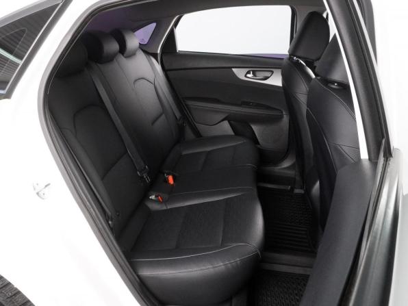 Kia K3 II с пробегом 2019 года, цена 1 884 000 рублей, 98069 км, седан, Автокод Объявления