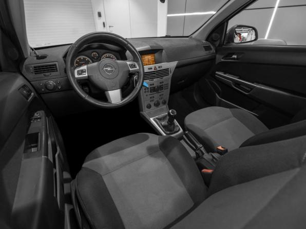 Opel Astra H Рестайлинг с пробегом 2010 года, цена 445 000 рублей, 330152 км, хэтчбек, Автокод Объявления