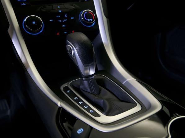 Ford Mondeo V с пробегом 2016 года, цена 1 395 000 рублей, 128428 км, седан, Автокод Объявления