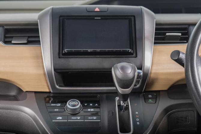 Honda Freed II с пробегом 2017 года, цена 1 529 000 рублей, 157000 км, компактвэн, Автокод Объявления