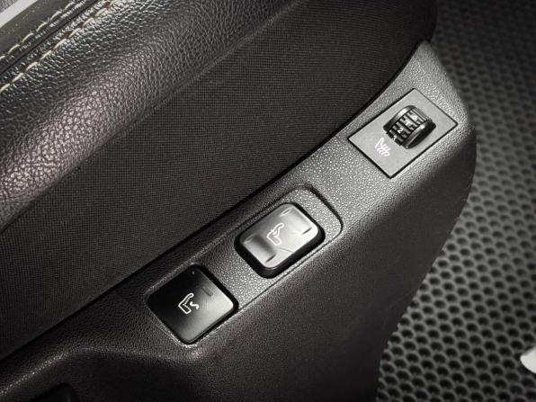Citroen DS4 с пробегом 2013 года, цена 859 900 рублей, 176000 км, хэтчбек, Автокод Объявления