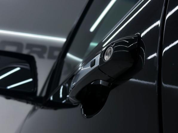 Kia Mohave I Рестайлинг 2 с пробегом 2019 года, цена 3 900 000 рублей, 160318 км, внедорожник, Автокод Объявления