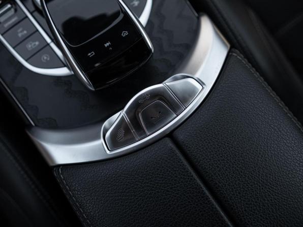 Mercedes-Benz C-Класс IV (W205) Рестайлинг с пробегом 2021 года, цена 4 799 000 рублей, 62356 км, кабриолет, Автокод Объявления