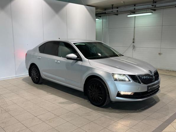 Skoda Octavia III (A7) Рестайлинг с пробегом 2019 года, цена 1 660 000 рублей, 70000 км, лифтбек, Автокод Объявления
