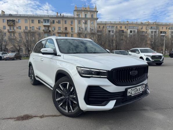 Geely Monjaro I с пробегом 2023 года, цена 3 350 000 рублей, 47336 км, внедорожник, Автокод Объявления