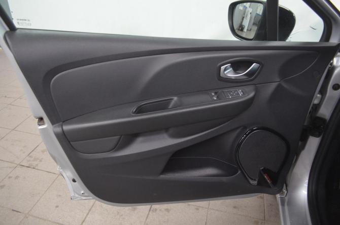 Renault Clio V с пробегом 2020 года, цена 1 020 000 рублей, 98000 км, хэтчбек, Автокод Объявления