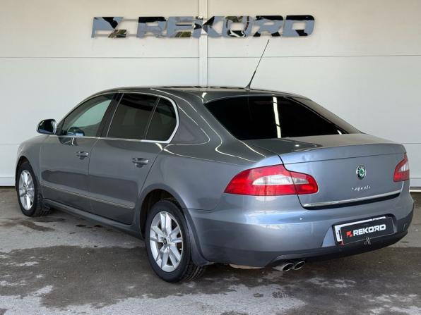 Skoda Superb II с пробегом 2009 года, цена 999 000 рублей, 291791 км, универсал, Автокод Объявления