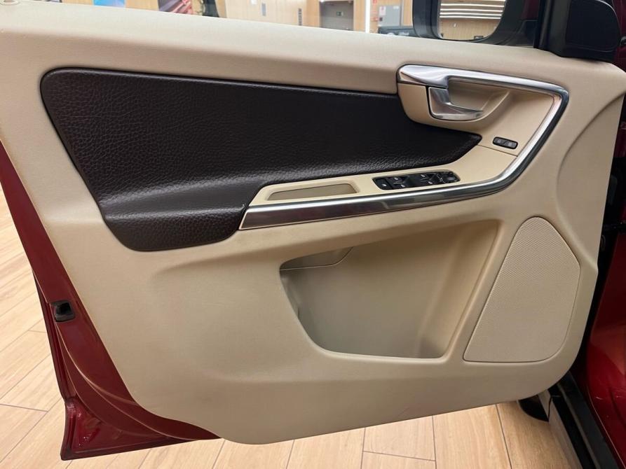 Volvo XC60 I Санкт-Петербург  - изображение 17