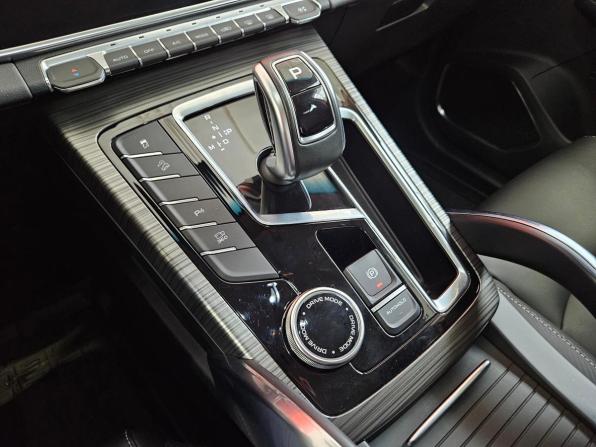 Geely Atlas Pro с пробегом 2024 года, цена 2 210 000 рублей, 54540 км, внедорожник, Автокод Объявления