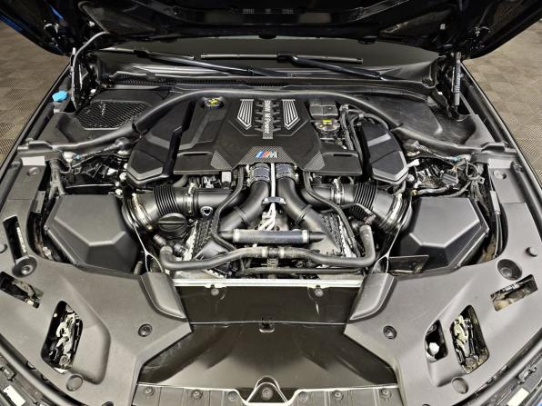 BMW M5 VI (F90) Рестайлинг с пробегом 2022 года, цена 9 800 000 рублей, 56977 км, седан, Автокод Объявления