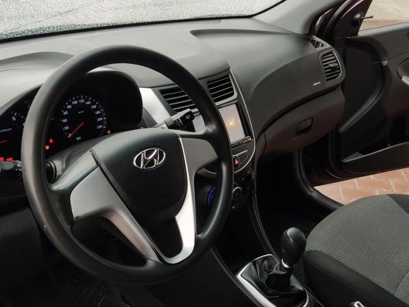 Hyundai Solaris I с пробегом 2012 года, цена 730 000 рублей, 145600 км, седан, Автокод Объявления