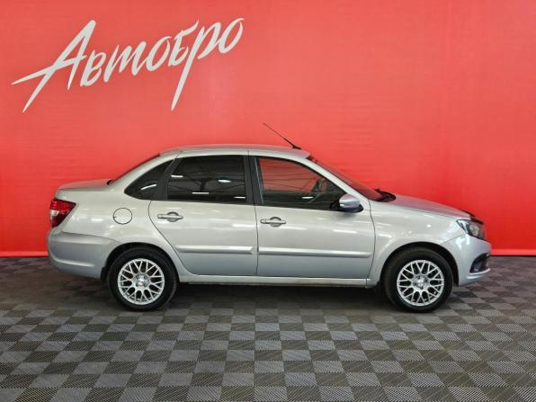 Lada (ВАЗ) Granta I Рестайлинг с пробегом 2019 года, цена 549 000 рублей, 140233 км, седан, Автокод Объявления