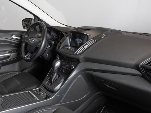 Ford Kuga II Рестайлинг с пробегом 2018 года, цена 1 699 954 рубля, 129900 км, внедорожник, Автокод Объявления