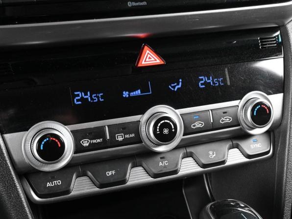 Hyundai Elantra VI (AD) Рестайлинг с пробегом 2019 года, цена 1 849 000 рублей, 91866 км, седан, Автокод Объявления