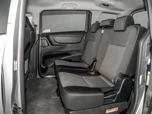 Toyota Sienta II Рестайлинг с пробегом 2019 года, цена 1 630 000 рублей, 37525 км, компактвэн, Автокод Объявления