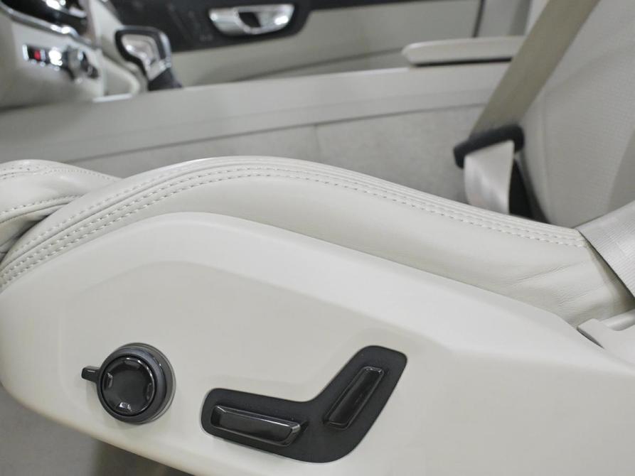 Volvo XC60 II Москва  - изображение 20