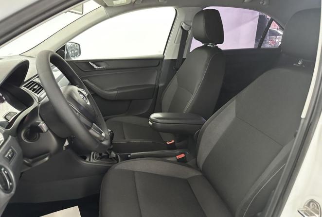 Skoda Rapid I с пробегом 2014 года, цена 705 000 рублей, 263372 км, лифтбек, Автокод Объявления