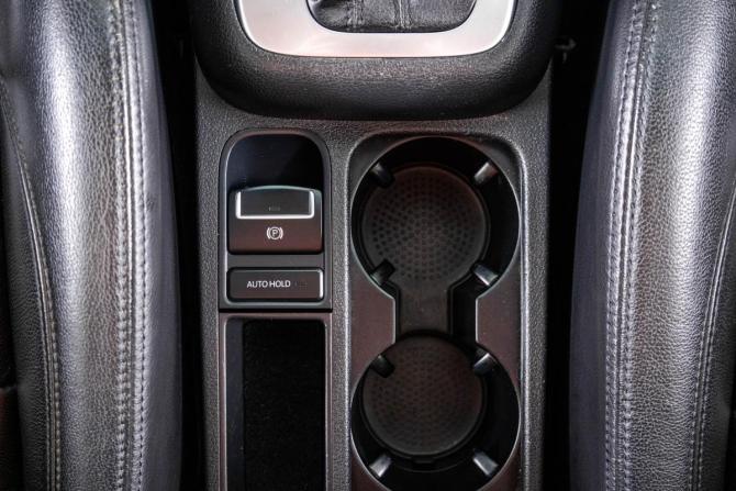 Volkswagen Tiguan I Рестайлинг с пробегом 2012 года, цена 1 349 000 рублей, 215000 км, внедорожник, Автокод Объявления